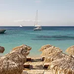 Mykonos Blu, A Grecotel To Live Üdülőközpont Pszarú